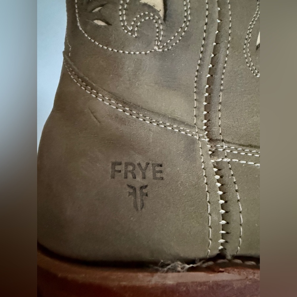 NEW! Vintage Womens Frye Olive Austin Floral Cut Out Cowboy Western Boots size 7 - Picture 5 of 5